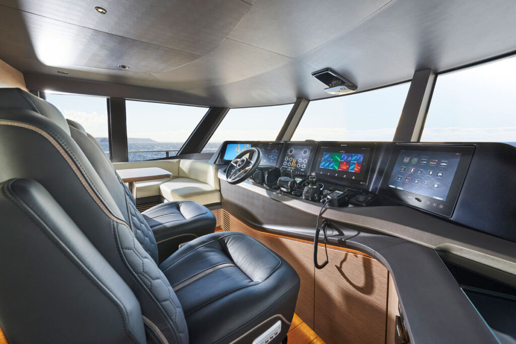 Boning monitoring screen in the helm of a yacht
